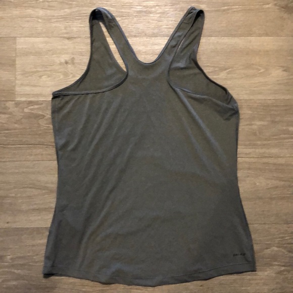 Nike Pro Razorback Tank - Picture 4 of 5